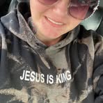 Lara Everett - Facebook