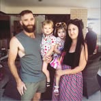 Lara Hillman - Facebook