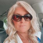Lara Hubbard - @larad33e - Instagram