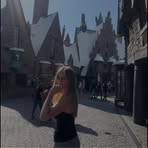 Lara Hamel - Facebook