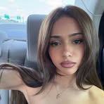 Lara James - Facebook