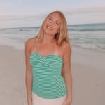 Lara Joy - @larajhagen - Instagram