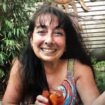 Lara Laws - @louiseb7813 - Instagram