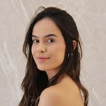 Lara Lisis - @laralisis - Instagram