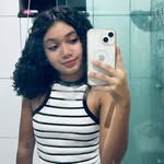 Lara Monroe - @laramonroeee - Instagram
