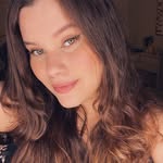 Lara - @laramontezuma - Instagram