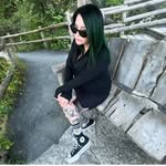 …laura mulvaney… - @elle_boogie696 - Instagram