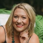 Lara Nash - @aesthete_collaborative - Instagram
