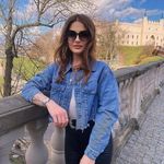 Lara Newman - @yeyawa5239 - Instagram