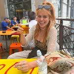 lara pope - @larapope543 - Instagram
