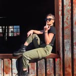 Lara Roy - @lararoy62 - Instagram