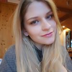 Lara Sauer - @lara_ka7 - Instagram