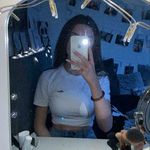 Lara - @laraschilling99 - Instagram