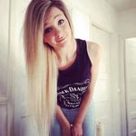 Lara Simpson - @simpson.lara - Instagram