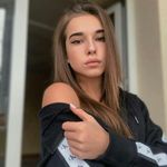 Lara Swanson - @laraswanson8 - Instagram