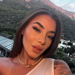 ℰ𝓁𝓁𝒾𝓈ℯ 𝓁𝒶𝓇𝒶 - @ellise_lara_thorn - Instagram