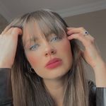 Larissa Back - @larissabackbr - Instagram