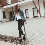 Larisa Bean - Facebook