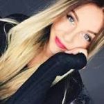 Larissa - @larissa_bird - Instagram