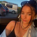 Lissy ☁️ - @larissablake_ - Instagram