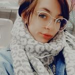 Larissa Grace Buck - @larissaisacat - Instagram