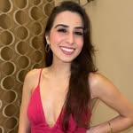 Larissa Burch - @lariburch - Instagram