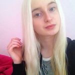 LARI  15  NEAR FFM   - @larissachantal - Instagram