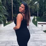 LARISSA - @larissa.doyle - Instagram
