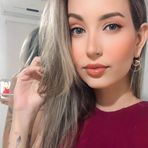 Larissa Fleming - Facebook