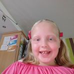 Larissa Holmes - Facebook