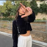 @larissa.huntt - Instagram