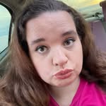 Larissa Hunter - @santacruzgirl31 - Instagram