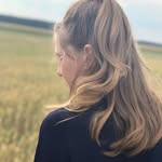 Larissa Johne - @larissajohne - Instagram