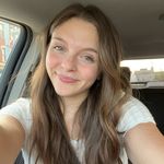 larissa - @larissakidd - Instagram