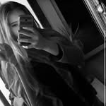 @larissa_kroll19 - Instagram