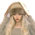 LARISSA LAMBERT MERCH - @larissalambertmerch - Instagram
