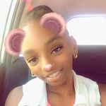 Larissa Lewis - @larissalewis3 - Instagram