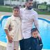 Lari Mares - Facebook