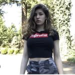 Larissa Maxwell - @larissamaxwell_fannnnn - Instagram