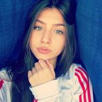 larissa perry - @laryperry10 - Instagram