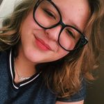 Larissa Perry - @_perrysz - Instagram
