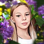 Larisa Popp - Facebook