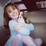 @lari.ssapower - Instagram