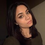 Larissa Roman - Facebook