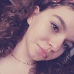 Larissa Roman - Facebook
