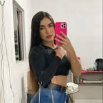 Larissa - @larissa_stoness - Instagram