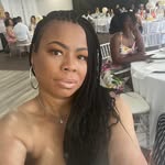 Laronda Smith - @_.lovinmy4 - Instagram