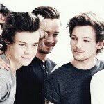 Bottom Louis enthusiast - @larryaucovers - Instagram