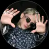 Larry button - @giiiobrandii - TikTok