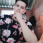 Larry Carpio - @larrycarpio565656 - Instagram
